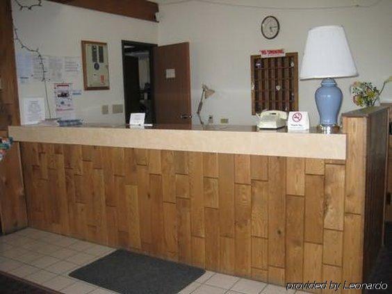 Amerivu Inn & Suites-Avon Экстерьер фото